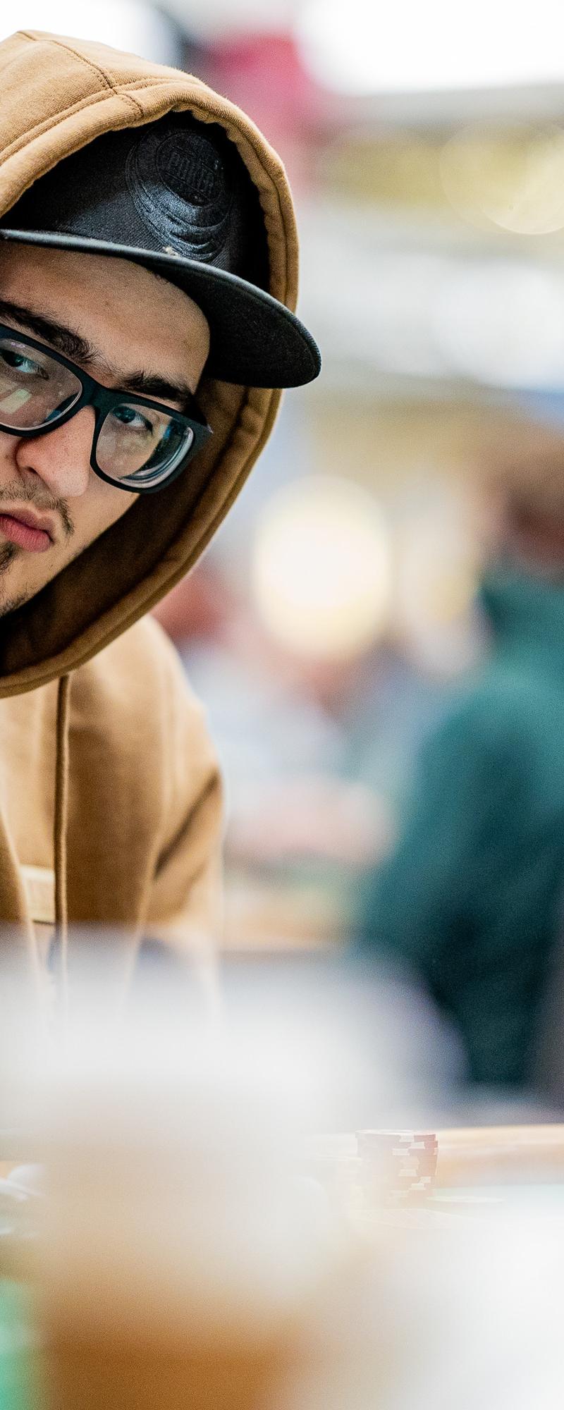 AG亚游入口 - 世锦赛新星闪耀！保罗·米兹拉奇在WSOP主赛事中斩获巨额筹码 · — AG亚游新闻配图